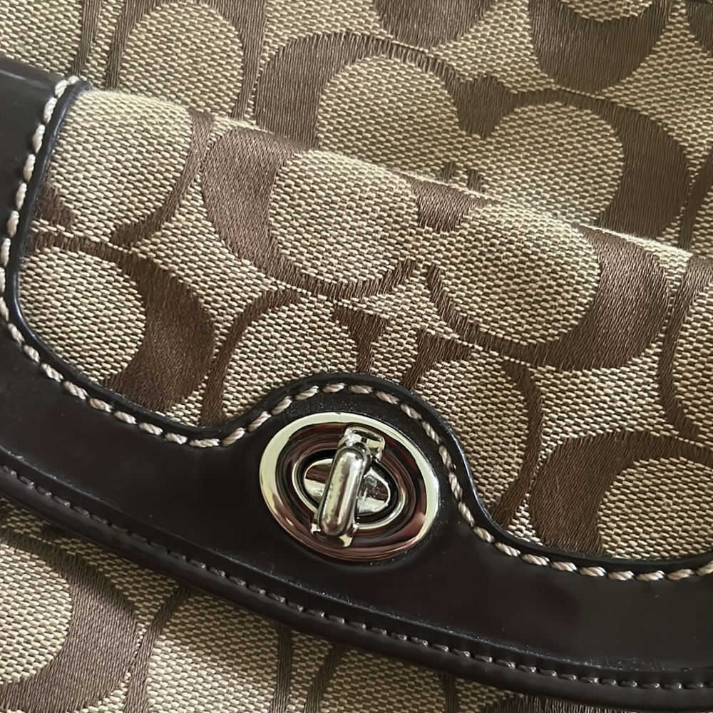 Never Worn - image 4